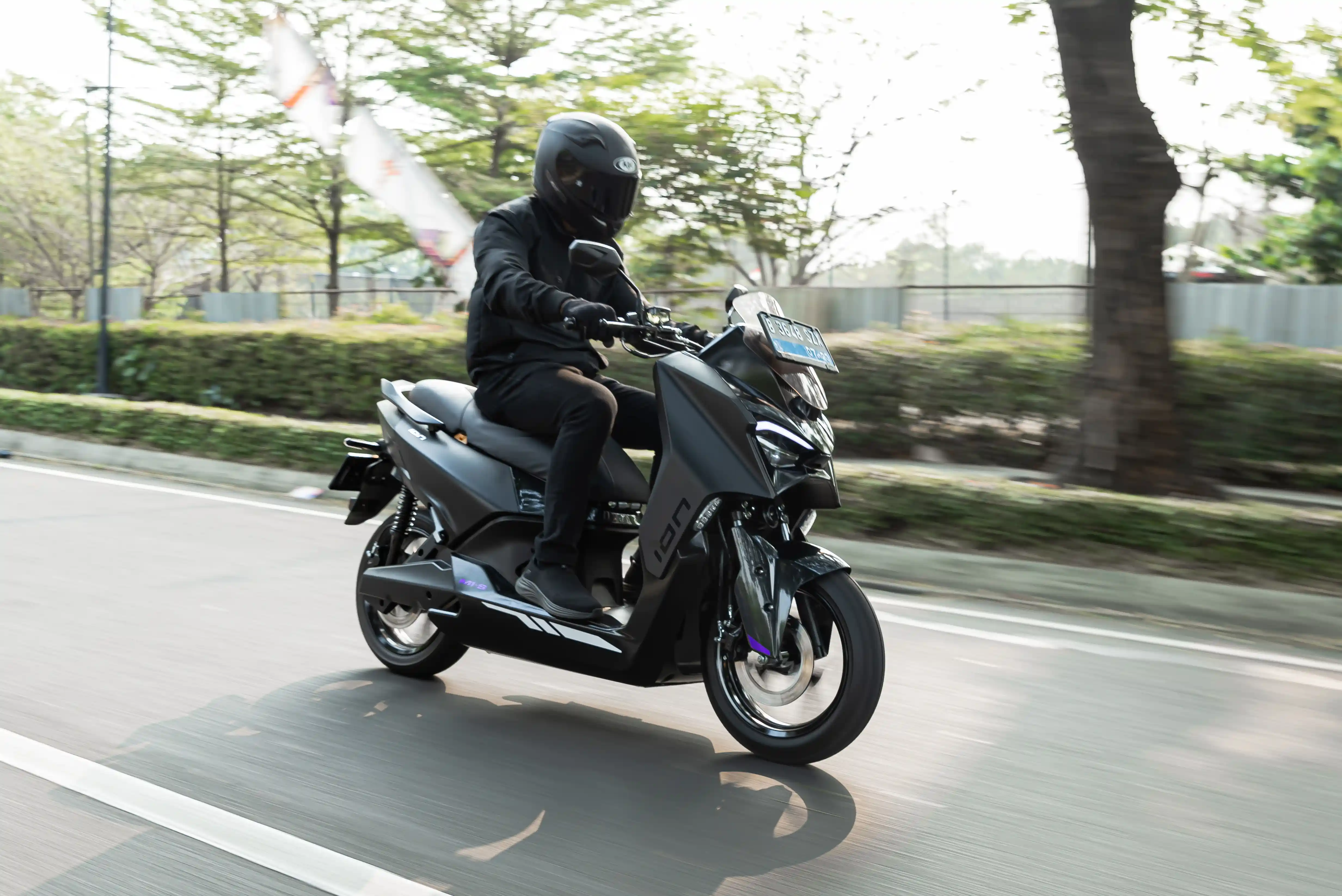 The M1-S ready for an open-road ride